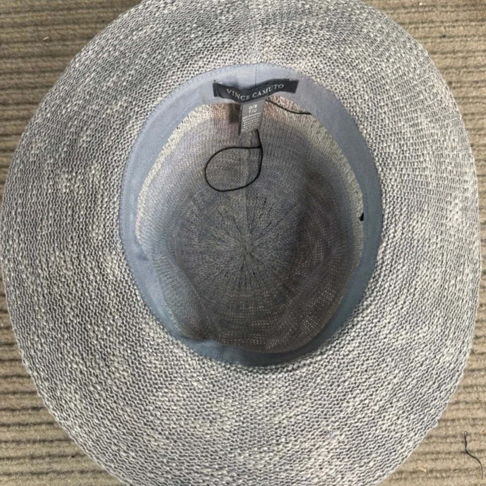 Vince Camuto Grey Knit Fedora Hat Silver Logo Crest One Size